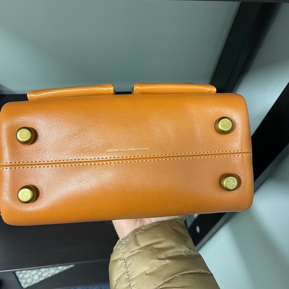 NWT Coach Turnlock 20 in Toffee - Picture 6 of 7